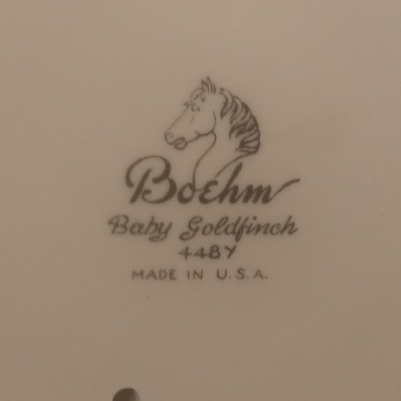 Boehm Goldfinch 448Y - Picture 3 of 5